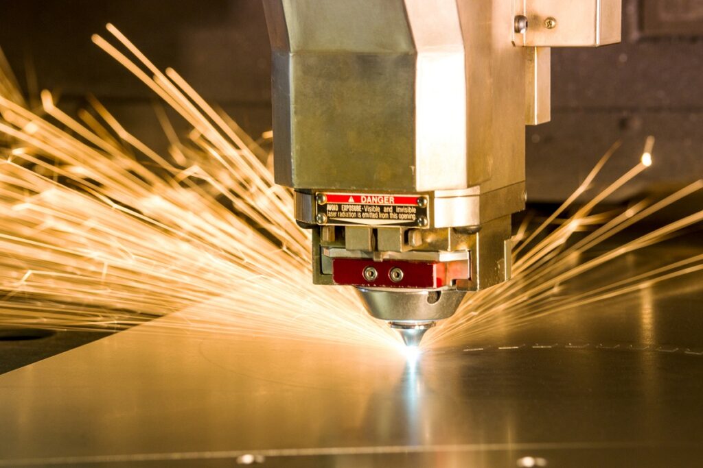 Zastosowanie lasera przy obróbce metalu